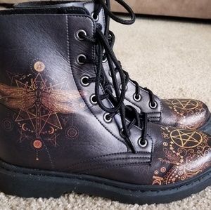 Yes We Vibe - Golden Spiritual Butterfly boots